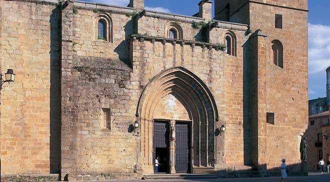 Santa Iglesia de Santa María